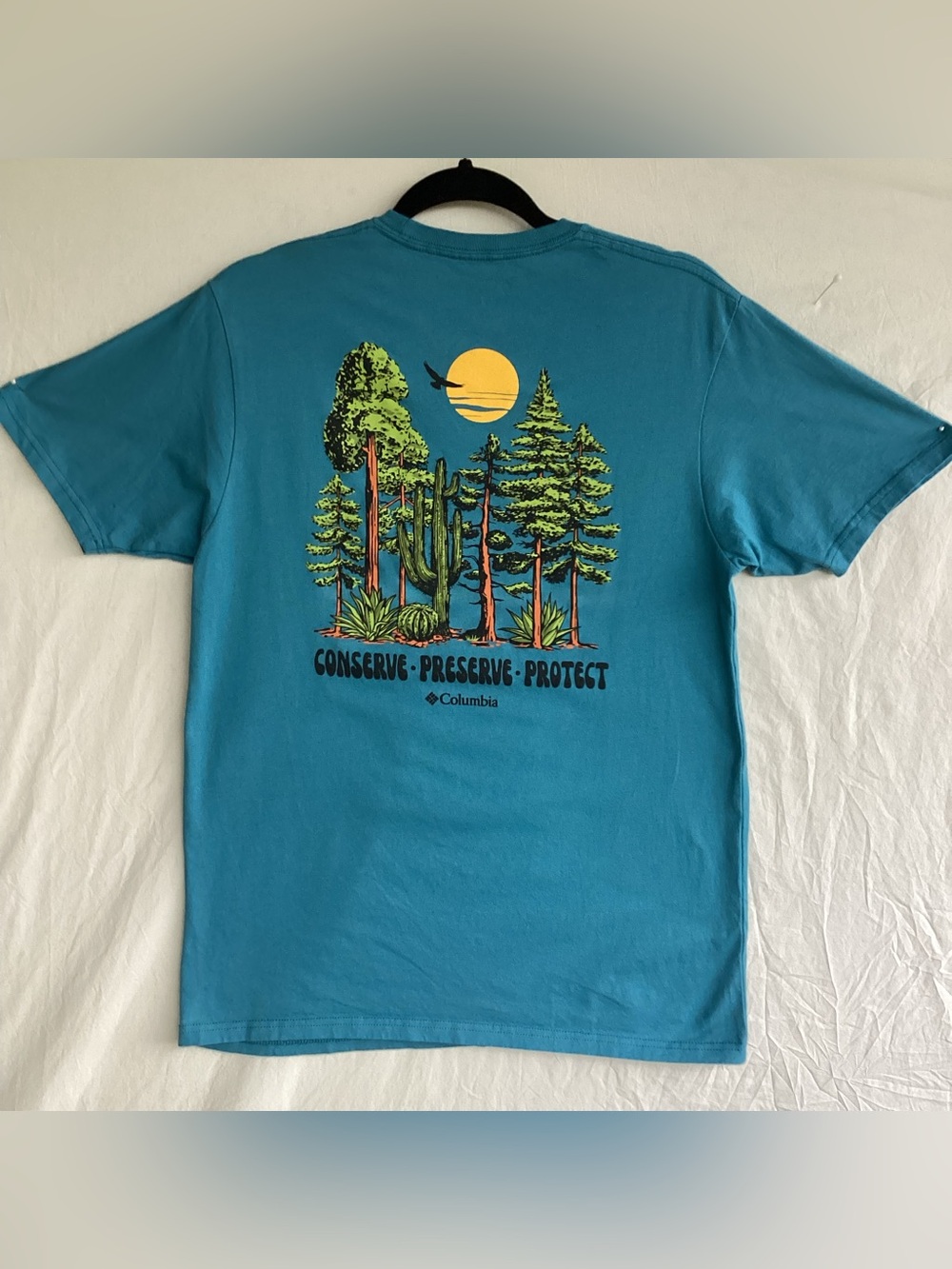 Columbia Sportswear conserve preserve protect t shirt EUC